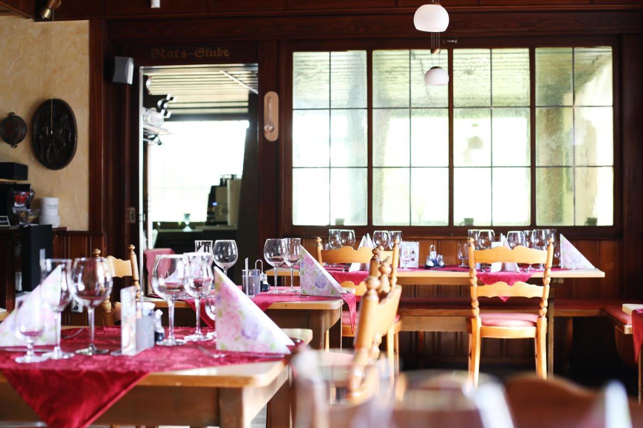 Hotel Restaurant Adler Stube Münstertal Dış mekan fotoğraf