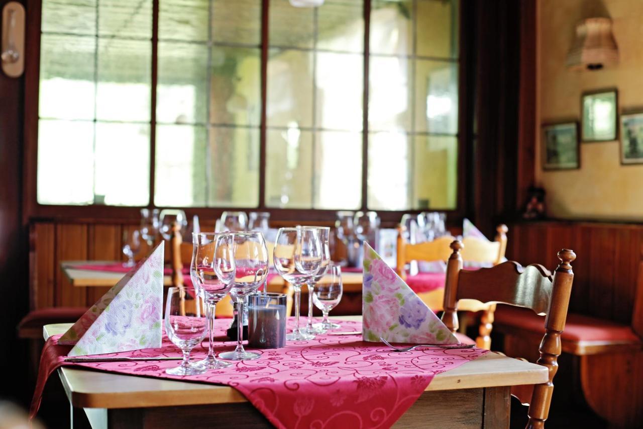 Hotel Restaurant Adler Stube Münstertal Dış mekan fotoğraf